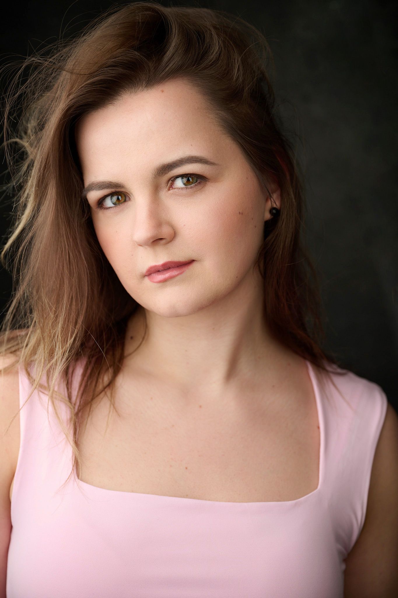 Image Laura Sutakova