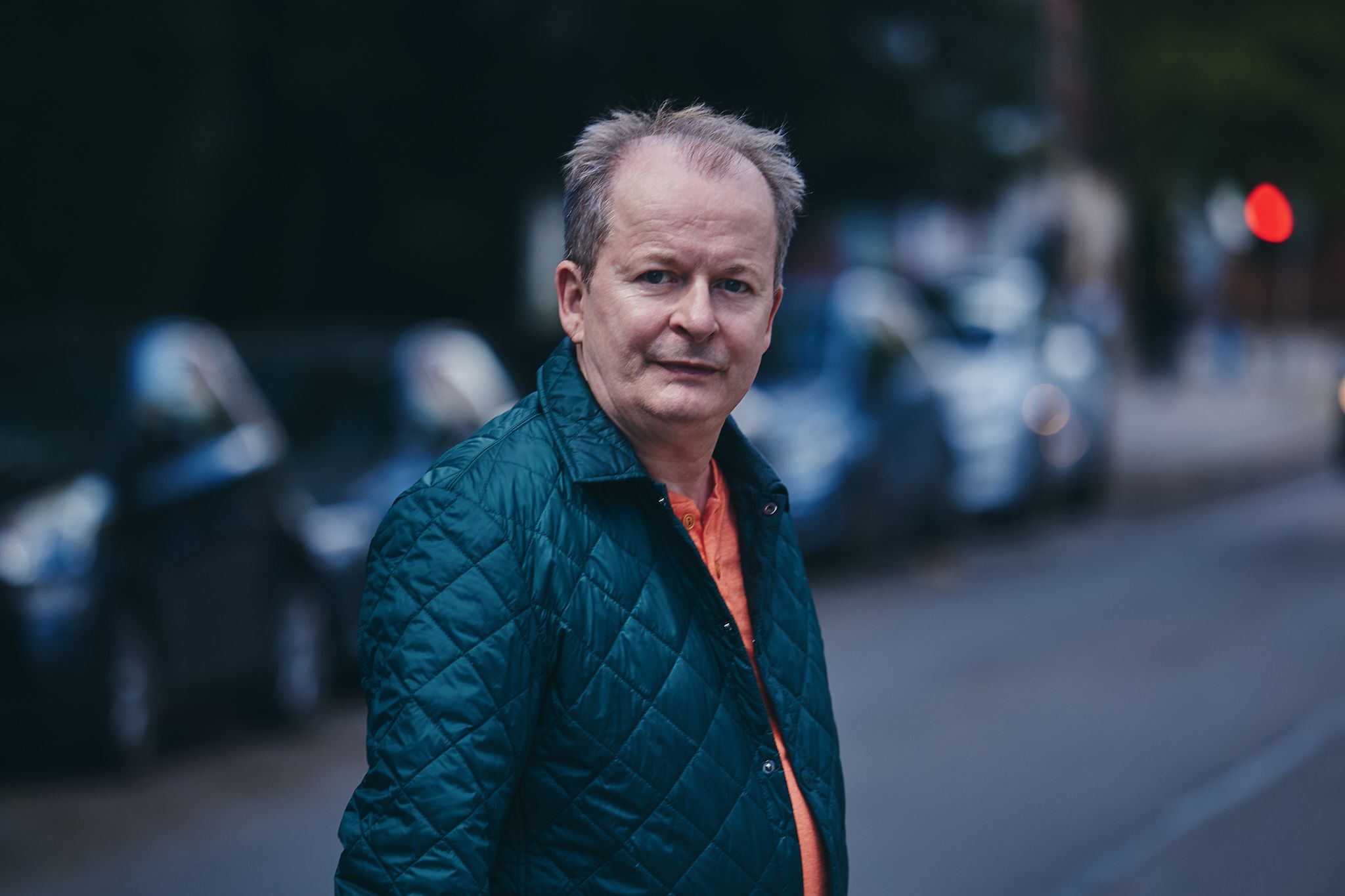 © nils schwarz образ Rüdiger Bach