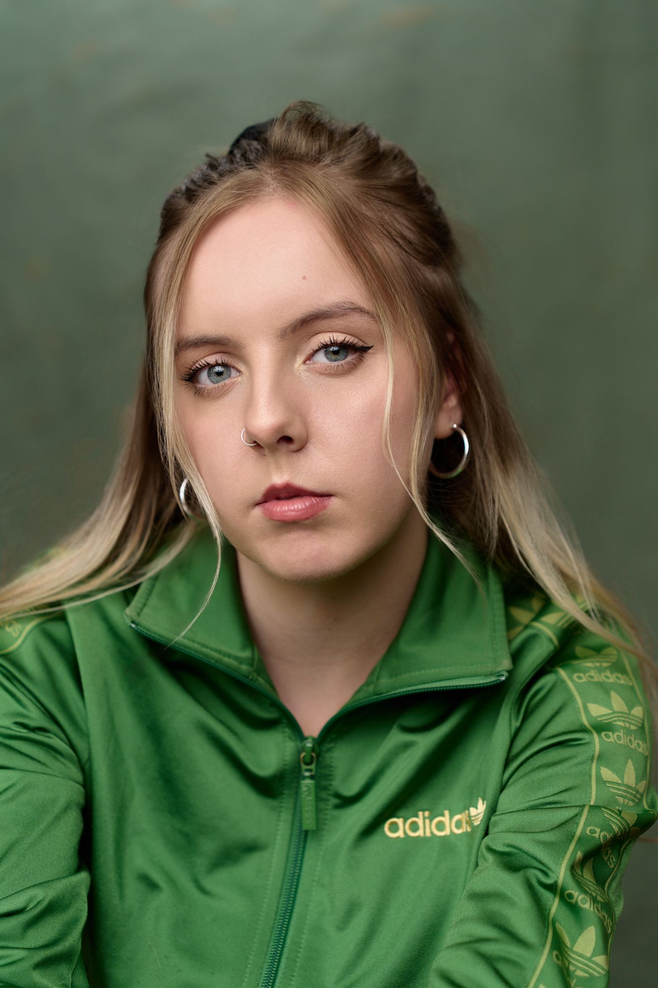 © James Melia образ Larissa Ormerod