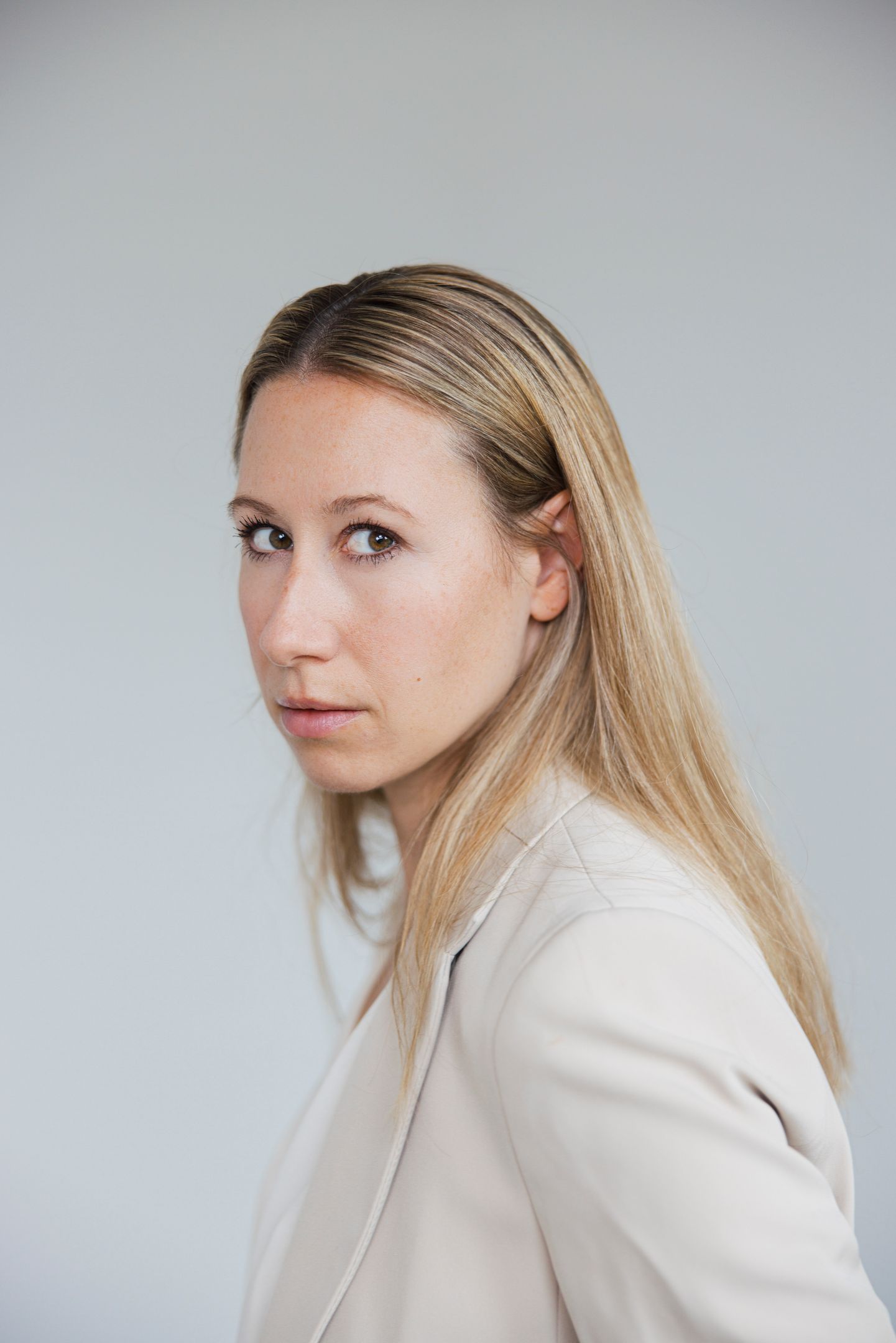 © Elena Zaucke Image Caroline Pischel