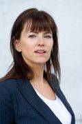 © Janine Guldener görüntü Yvonne Wilhelm