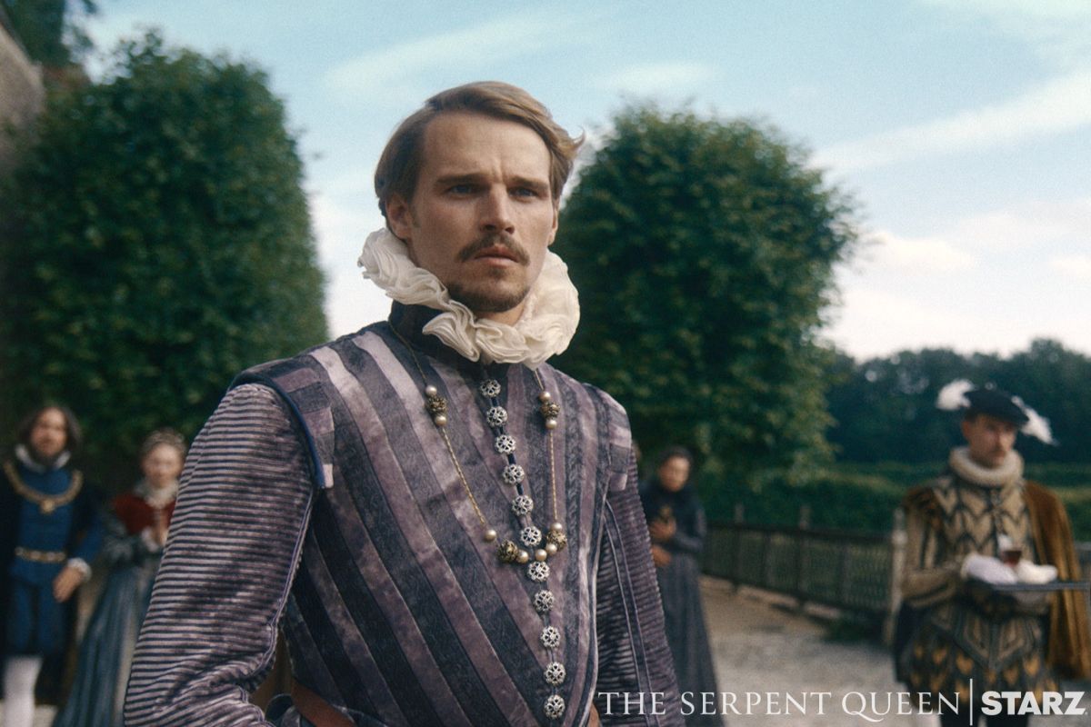 © The Serpent Queen - STARZ