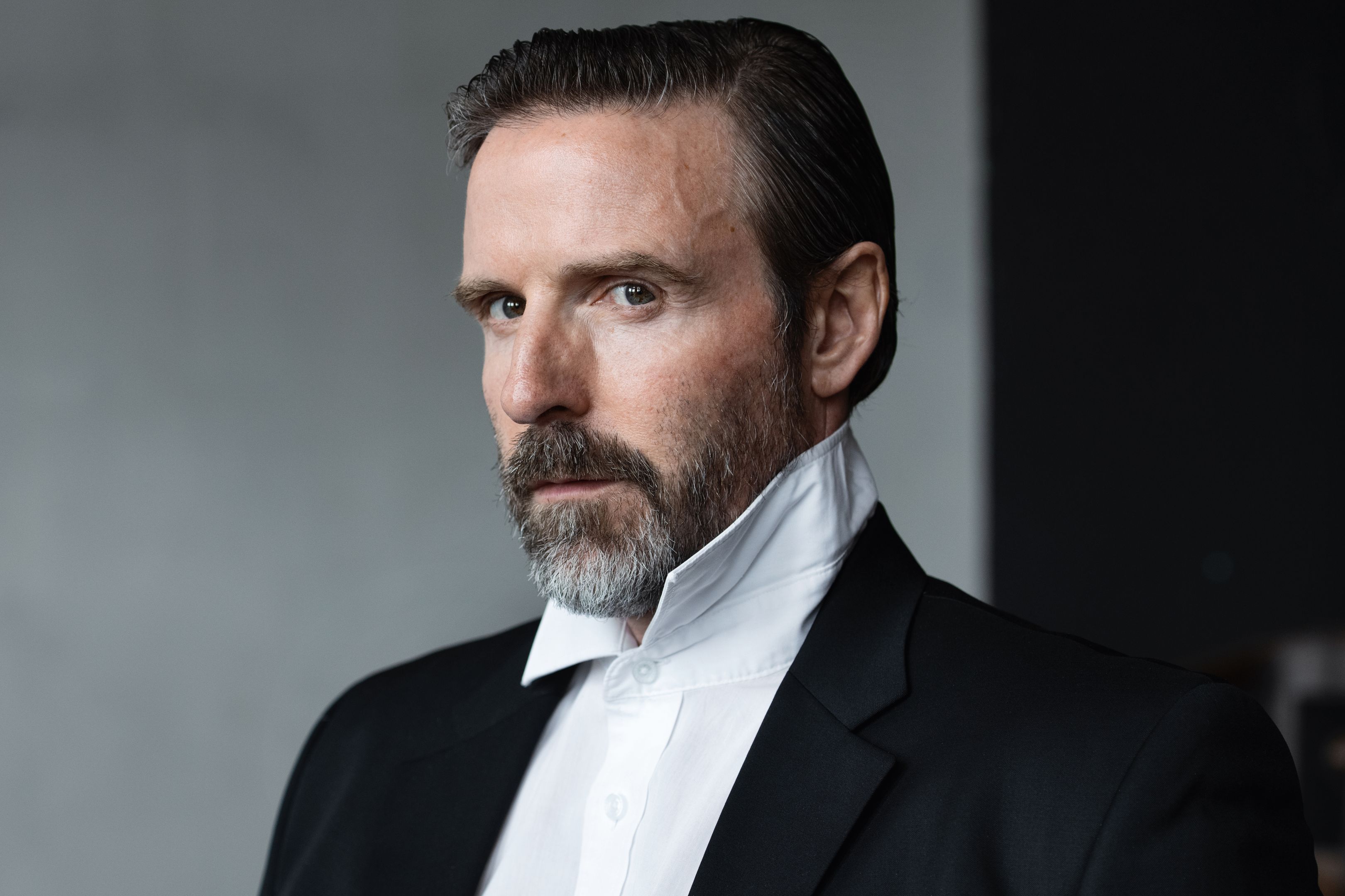 © Jeanne Degraa Image Christoph Mory