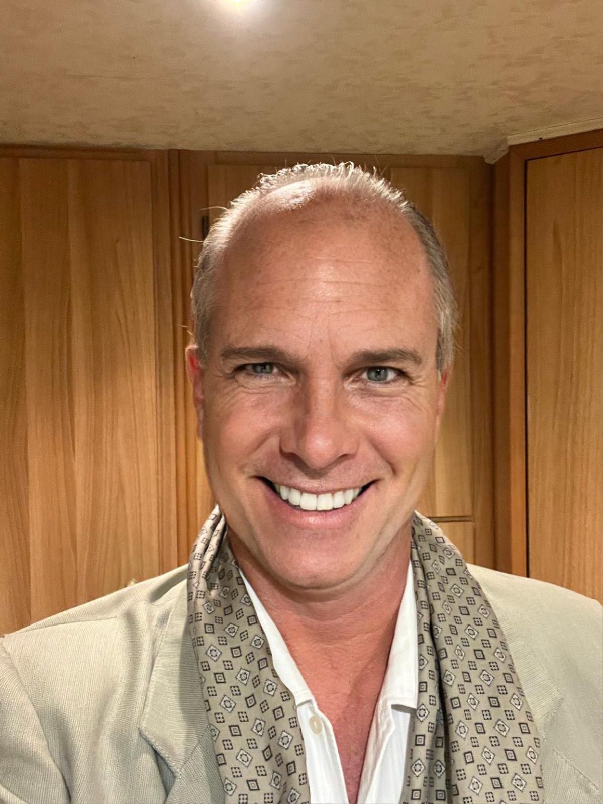 © Non muoio neanche se mi ammazzano