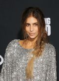 görüntü Nadia Hilker