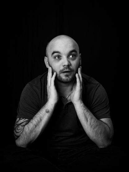 Image for Acteur multilingue  > 🌍