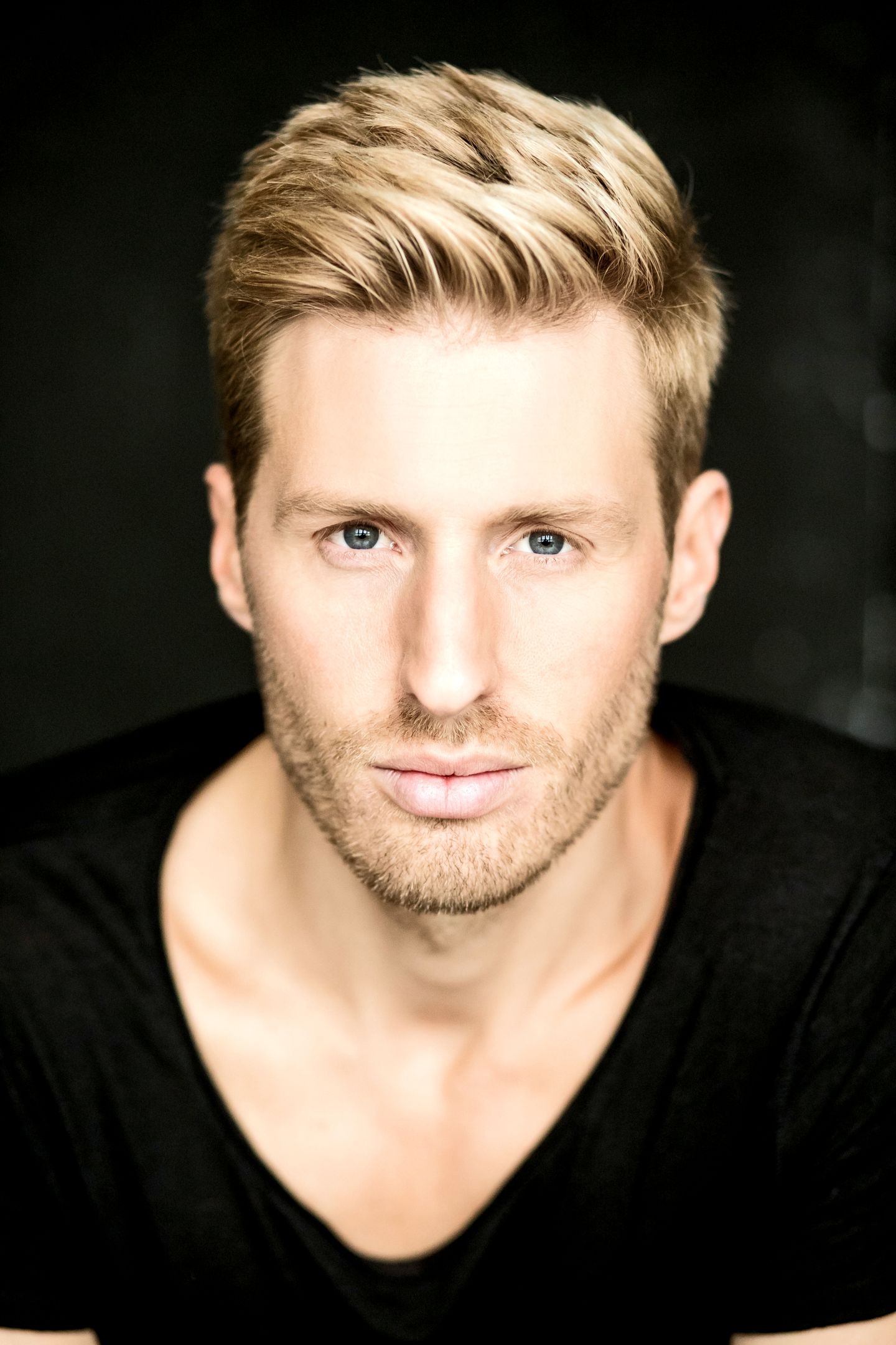 © MILIAN MEDIA & Co.