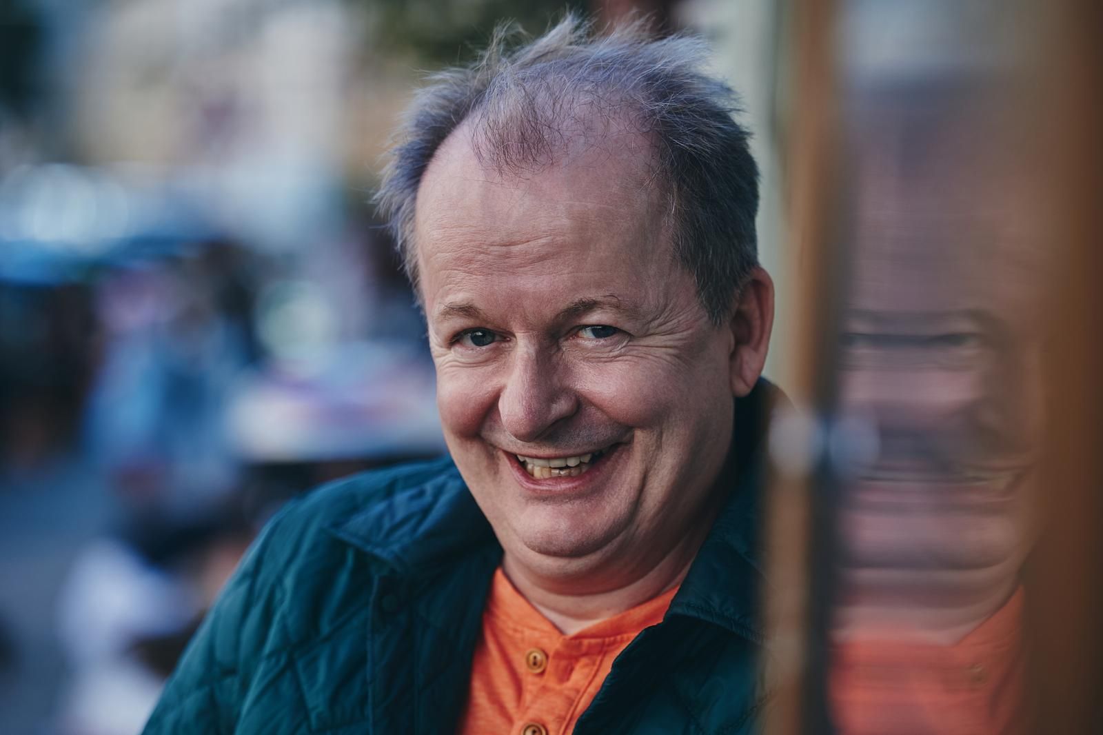 © Nils Schwarz образ Rüdiger Bach