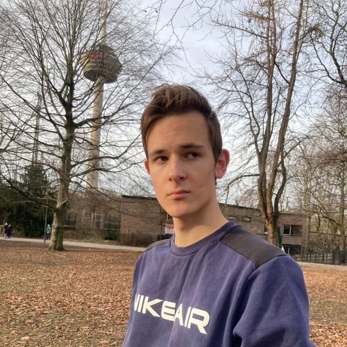 © Leonardo Mennicken