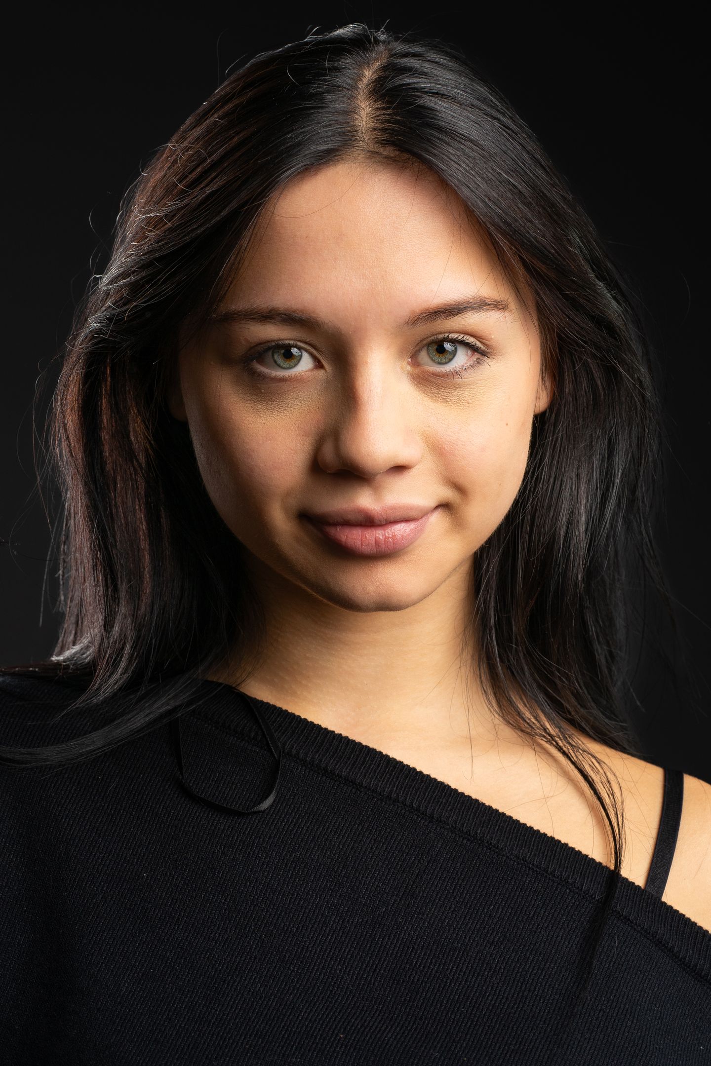 © Simon Halaski; HADE Productions