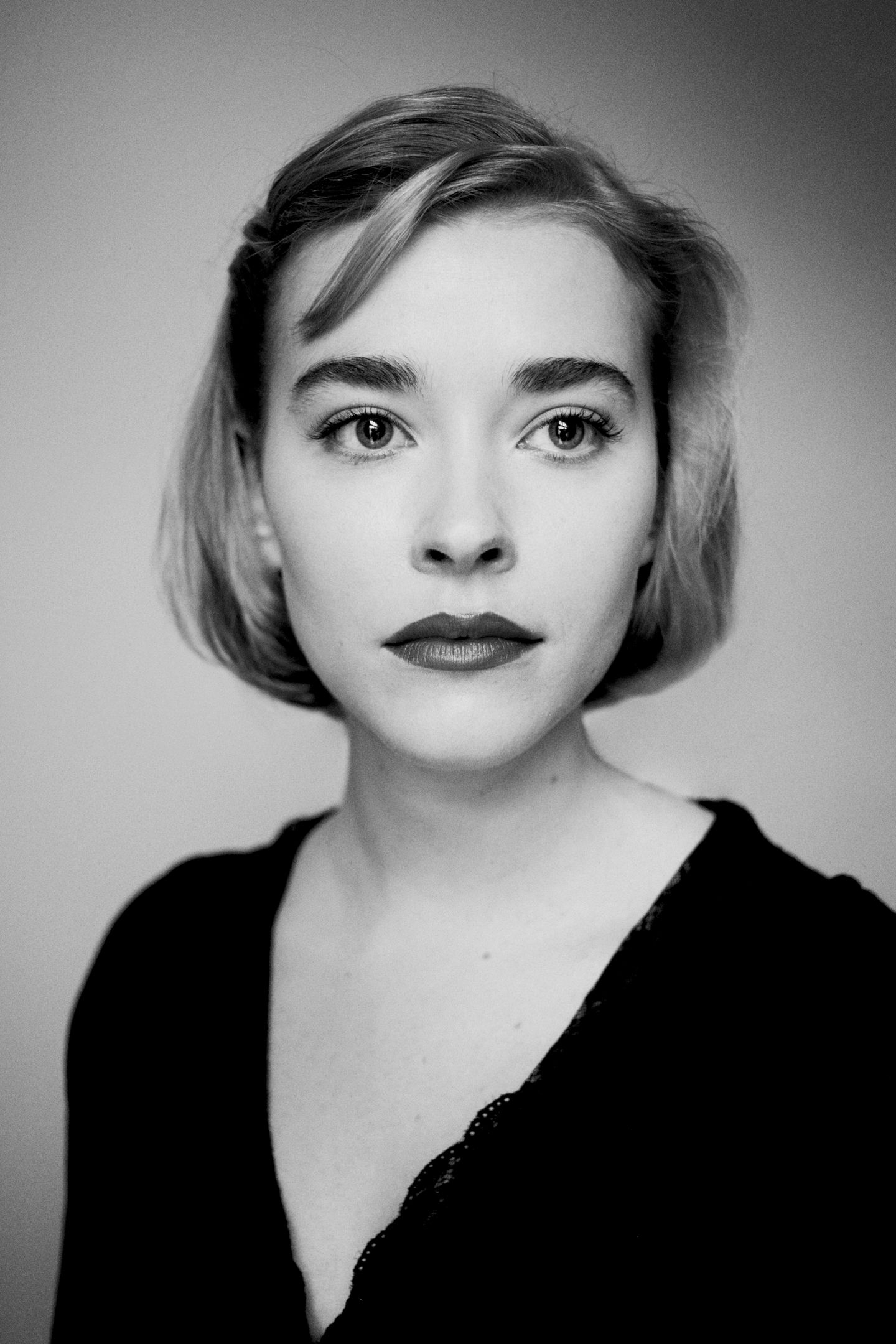 qattiq ichida külot teshiklari holda