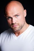 wizerunek Cathal Pendred