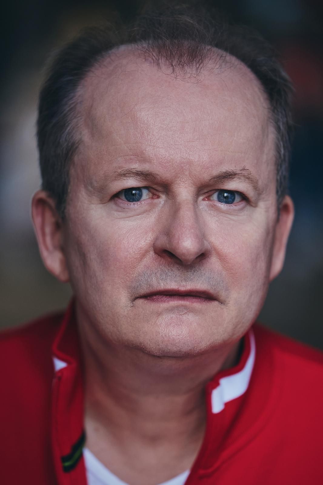 © Nils Schwarz образ Rüdiger Bach