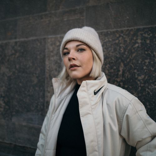 Bild Charley Ann Schmutzler