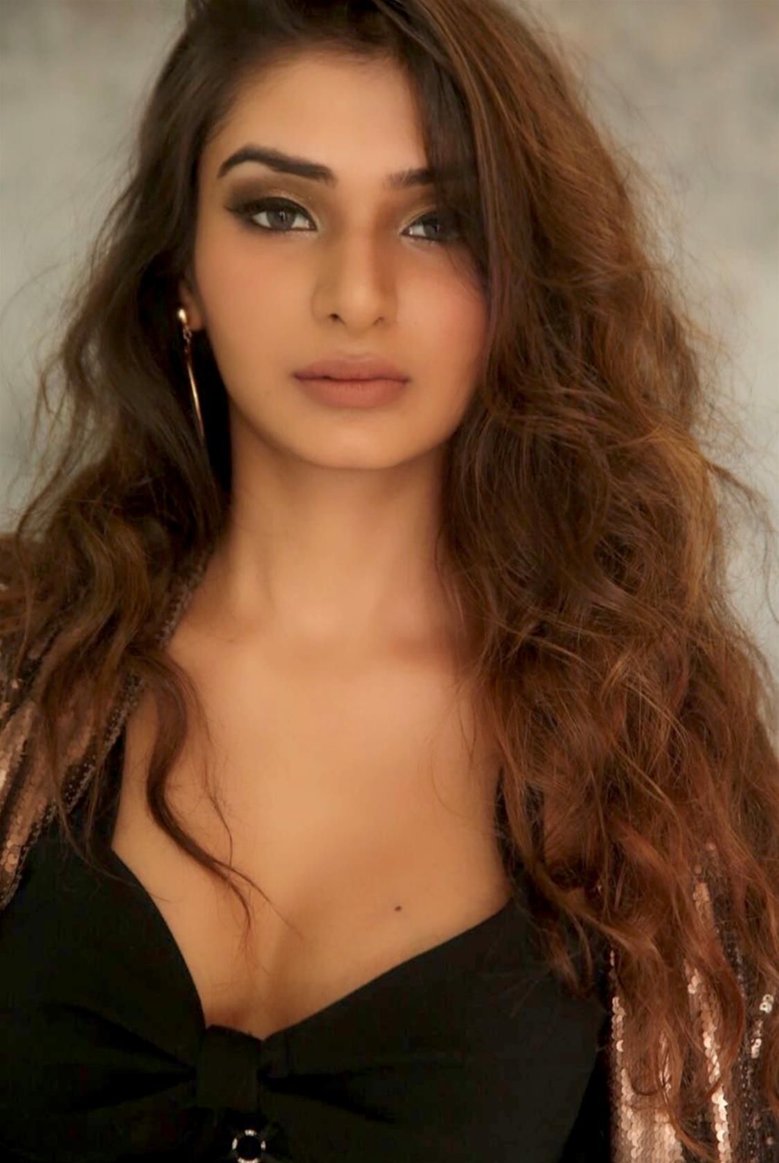 © Prateek