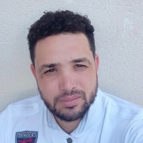 © Abdel Benchendikh