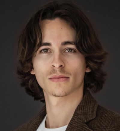 Image for Valentin Champion, la doublure lumière de François Civil sur le film 'Les Trois mousquetaires' - Destimed